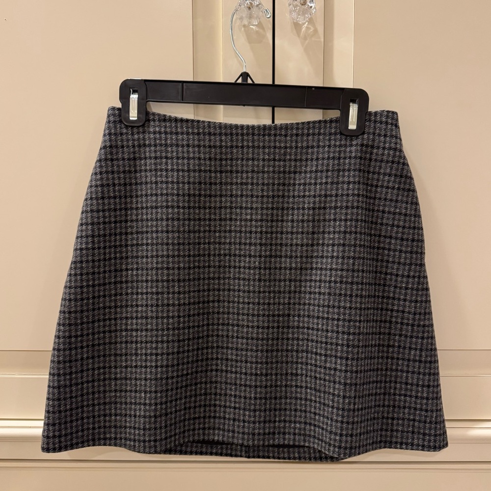 Aritzia Wilfred Classic Wool Mini Skirt In Gray, Size 8